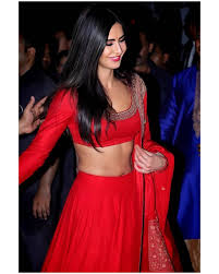 Katrina Kaif Looks All Elegant As Opts Bling Red Bridal Lehenga For Diwali Celebration Hungryboo Katrina Kaif Hot Pics Bollywood Girls Indian Bollywood Actress