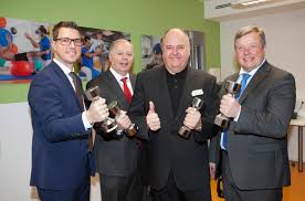 Bernhard tilg ve diğer tanıdıklarınla iletişim kurmak için facebook'a katıl. Pka Rehamed Eroeffnung Telfs Agentur Polak