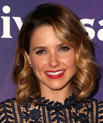 Welcome to the 6th sophia bush hair appreciation thread. 14 Sophia Bush Hairstyles Hair Cuts And Colors