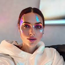 Victoria Appleby's Instagram, Twitter & Facebook