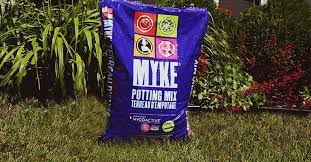 When i did a lot of landscaping as a teenager and in my early 20s, i was using bone meal for almost all of my plantings. Potting Soil 101