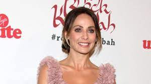 Listen or watch the video for the new single build it better now. Natalie Imbruglia Ihr Ex Schwimmer Schwarmte Fur Aniston Stern De