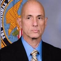 300+ perfiles de «Vecchio»