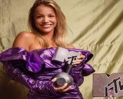 The club isn't the best place to find a lover / so the bar is where i go / me and my friends at the table doing shots / drinking fast and then we talk slow / and you come over and Emma Heesters Birthday Real Name Age Weight Height Family Contact Details Boyfriend S Bio More Notednames