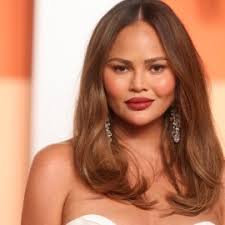 Kate Middleton & Princess Charlotte Wore Coordinated Easter Outfits