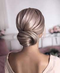 Updo Inspiration For Holiday Hair Holiday Hairstyles Vintage Hairstyles Long Hair Styles