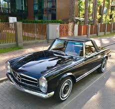 Legend Auto Classic On Instagram Perfect Black Pagoda Is A Black Pearl Mercedes Benz 280 Sl W113 1970 Restored To New Mercedes Benz Benz Mercedes Benz Coupe
