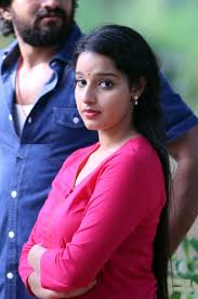 About anjali aneesh upasana (bhagyanjali) : Malavika Menon Hot Navel Images Half Saree Hd Photos