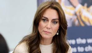 Kate Middleton 'secret surgery' re-emerges as future Queen skips key event