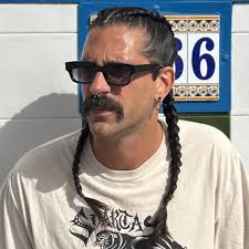 Stream Fran Serrano music