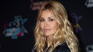 De janvier à mars, la comédienne a triomphé au théâtre de ingrid chauvin sera auprès de francis huster, dans une très jolie comédie romantique intitulée. Ingrid Chauvin Six Ans Apres La Mort De Jade Elle Rend Hommage A Sa Fille Magicmaman Com