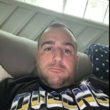 gusgus's Pizza Review at Salvatore's