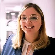 Alisha Mora's Instagram, Twitter & Facebook