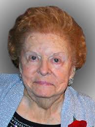 Nancy Smethurst's Instagram, Twitter & Facebook