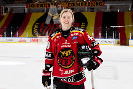Luleå hockey ice hockey offers livescore, results, standings and match details. Lulea Hockey On Twitter I Lojalitet Med Varden Och All Vardpersonal Valde Kvallens Matchvard Lakarjouren Att Inte Ta Emot Nagon Matchtroja I Bjorngapet Fore Matchen Tillsammans Minskar Vi Smittspridningen Matchens Lirare Blev