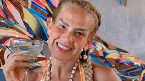 Manaaaas, una vez más niurka marcos le hizo honor a su apodo la mujer escándalo, ya sabemos que es una de las mujeres más polémicas del espectáculo, sabemos que ella no tienepelos en la lengua y siempre se muestra muy honesta y sin filtros. Wn F5fxn3twcim
