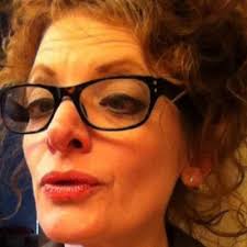 Lisa Recker (@leezerjane)