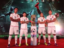 Tidak ada alasan untuk malaysia tidak menang! Trophy Tour Takes High Road To Aff Suzuki Cup 2016 Sports247
