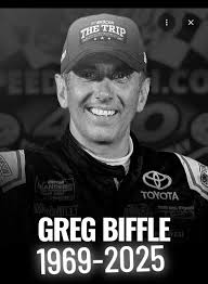 Jimmie Johnson pays a heartfelt tribute to the late Rick “Otis” Hodges. 💛  📸: Brian Murphy