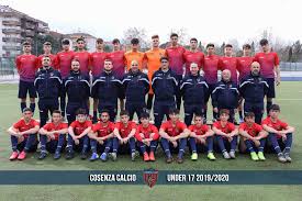 Pagina ufficiale del cosenza calcio. Cosenza Calcio Cosenza Under 17 2019 2020 In Alto Facebook