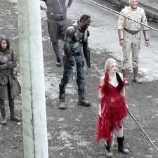 A picture of margot robbie is becoming a hilarious internet meme. Dc Unlimited ×'××××××¨ Thesuicidesquad Vistazo A Margot Robbie Harleyquinn Idris Elba Vigilante David Dastmalchian Polkadotman Daniela Melchior Ratcatcher Y King Shark Cgi Hypeee Margotrobbie Idriselba Danielamelchior