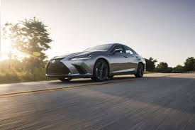 Lihat harga, varian, galeri, spesifikasi, interior, fitur, expert dan review pengguna serta berita terbaru.bandingkan lexus es 250 dengan harga serupa di indonesia di situs otomotif autofun.co.id. Lexus Es 250 Untuk Pertama Kalinya Dengan Kotak Gear Dua Avtotachki