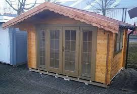 Es gibt viele möglichkeiten ein gartenhaus zu. Gartenhaus Ausstellungsstucke Und Schnappchen