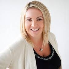 Harriet Cooney's Instagram, Twitter & Facebook