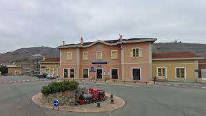 Sci du 19 avenue de la gare 23 avenue de la libération, 43120. Tain L Hermitage Une Quinzaine De Gendarmes Pour Retrouver Des Jeunes Qui Venaient De Voler Un Telephone Portable