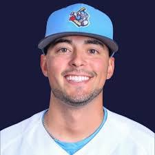 Shawn Cason's Instagram, Twitter & Facebook