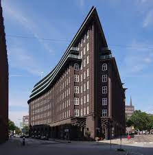 Located in hamburg, 1.1 km from miniatur wunderland, adina apartment hotel hamburg speicherstadt provides accommodation with a restaurant, private parking. Chilehaus Wikipedia