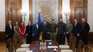 Trump's envoy Kellogg given extra security during latest trip to Kyiv due  to ''hoards of fans'' – The New York Post | Ukrainska Pravda