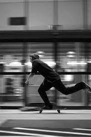 I Always Found The Subway Motion Pictures Interesting And With This One The Train And The Subj Panning Photography Motion Blur Photography Motion Photography