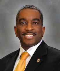 INVESTMENT VISION GROWTH