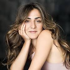 Violeta Pérez: Movies, TV, and Bio