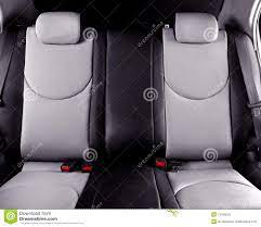 Während die außenpflege mehr oder wenige gründlich in einer autowaschanlage erfolgen kann, muss für die pflege des innenraumes selbst hand angelegt werden. Auto Rucksitze Innen Stockbild Bild Von Gewebe Luft 12160239