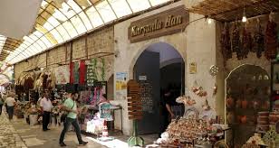 Hatay büyükşehir belediyesi, hatay'da yeşil alanların arttırılması amacıyla gerçekleştirdiği ağaçlandırma. Long Bazaar Ikon Hatay Di Bagian Selatan Turki Berita Turki