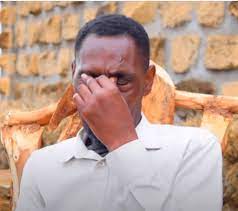 Olmosh va uning ma'no turlari, tuzilishi, imlosi haqida batafsil ma'lumot. Kwani Mungu Ulinisahau Tahidi High S Omosh Bursts Into Tears Talking About His Tribulations