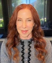 Laurie Kaye's Instagram, Twitter & Facebook