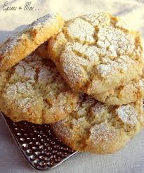 Biscuits Moelleux Aux Amandes Ricciarelli Di Siena Epices Moi Biscuits Moelleux Aux Amandes Biscuits Moelleux Petit Gateau Moelleux