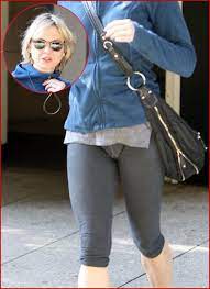 (1) camel x 35 be sure to check your inventory. Renee Zellweger Has A Camel Toe Problem Faded Youth Blog