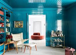 Gray colors are inherently darker, and have a tendency to shift strongly towards purple, blue, or green with the right combination of undertones and northern light. Beautiful Feng Shui Office Color Ideas