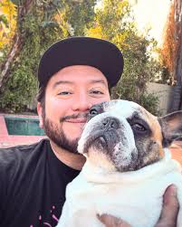 Rey Medrano (@reymedrano) • Instagram photos and videos