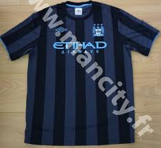 The new manchester city third kit celebrates the rich music and fashion culture of the city by creating a bespoke paisley pattern that features details of the club's crest. Leaked New Man City Third Kit 2012 2013 Mcfc Champions League Jersey 12 13 Football Kit News