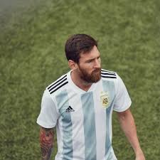 Maillot messi argentine domicile 2018 solde / grossiste nouveau maillot foot messi argentine homme domicile 2018 thaïlande pas chere, personnalisé maillot possible avec un nom et un numéro un patchs! The Jersey Adidas Official Team Argentina Football World Cup 2018 Worn By Leo Messi On Instagram Spotern