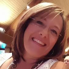 Reimagine. Reinvent. Wardrobe Stylist