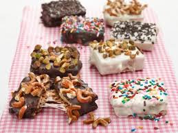 From a decadent french silk pie to classic pineapple upside down cake, here are the pioneer woman's top cake and pie recipes for your next baking project. The Pioneer Woman S Best Chocolatey Recipes Smore Recipes Peanut Butter Dessert Recipes Food Network Recipes