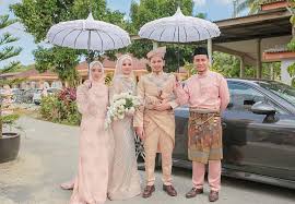 Lihat ide lainnya tentang baju pengantin, pengantin, gaun pengantin. Baju Bridesmaid Overshadow Pengantin Rupanya Ada Kisah Tragis Sebelum Majlis Kisah Dunia