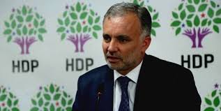 Ayhan bilgen (1970 doğumlu, sarıkamış , kars i̇l ) gazeteci, siyasetçi ve eski belediye başkanı olan kars gelen halkların demokratik. Ayhan Bilgen Kimdir Iste Ayhan Bilgen In Biyografisi