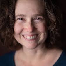 Robyn Shank's Instagram, Twitter & Facebook